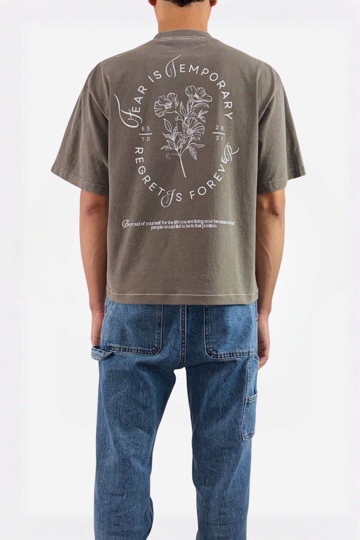 Flores relaxed cropped fit  T-shirt