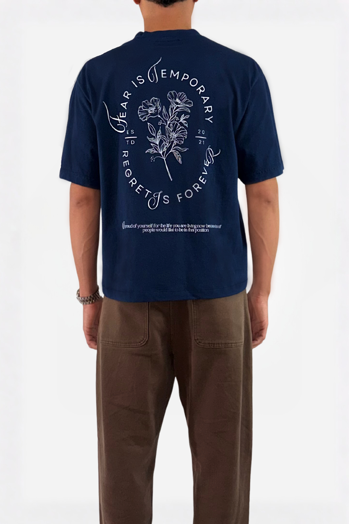 Flores relaxed cropped fit  T-shirt