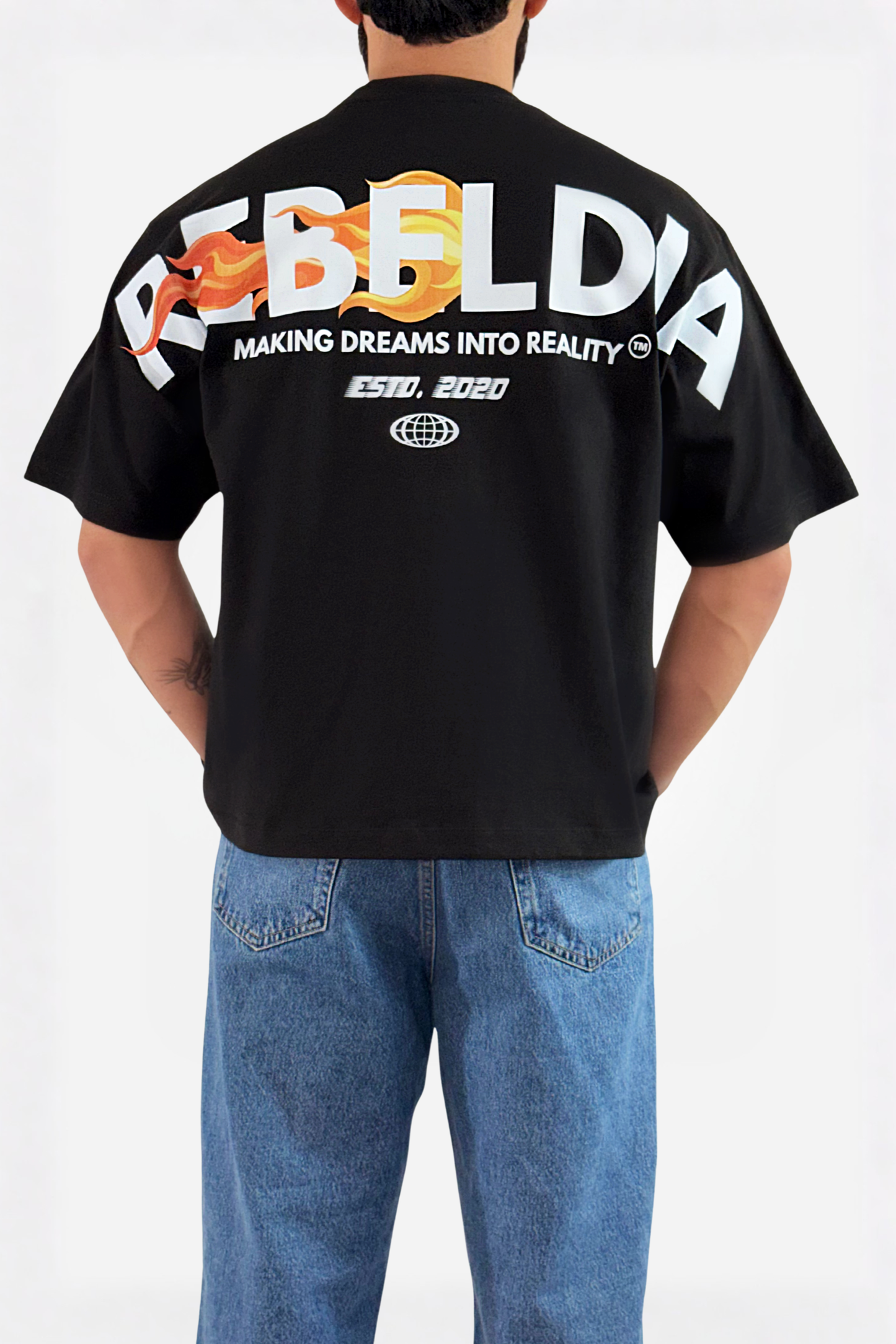 REBELDIA relaxed cropped fit T-shirt